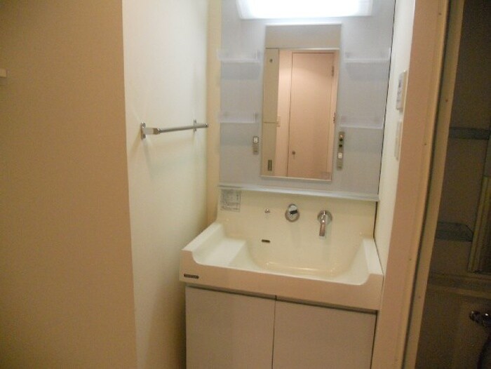 物件内観写真15　(洗面)