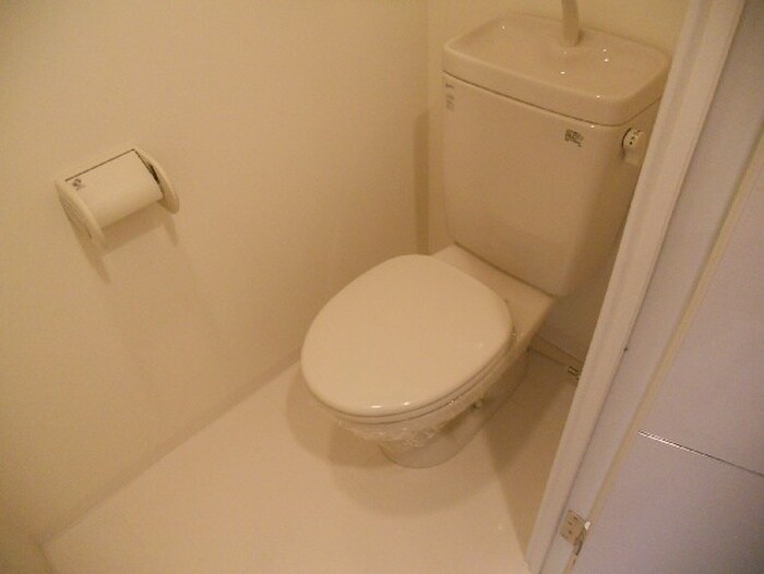 物件内観写真16　(トイレ)