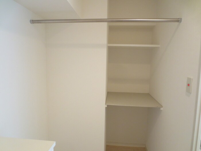 物件内観写真20　(収納)