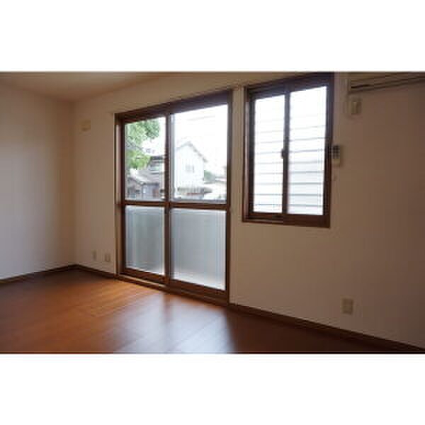 物件内観写真5　(居室)