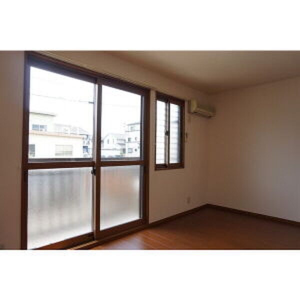 物件内観写真6　(ベランダ・バルコニー)