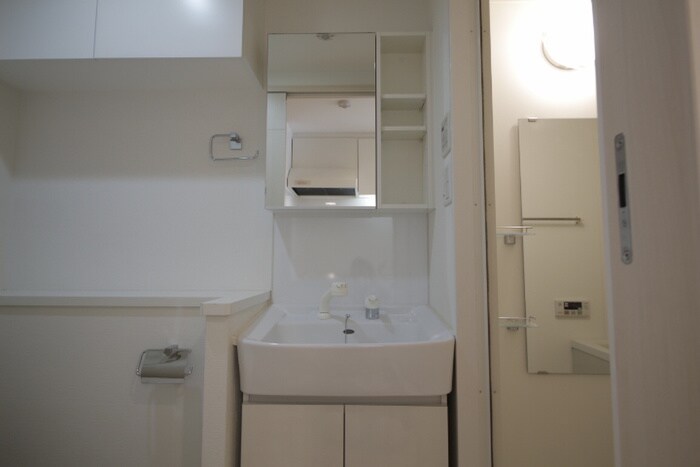 物件内観写真11　(洗面)