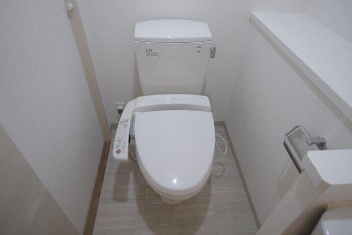 物件内観写真12　(トイレ)