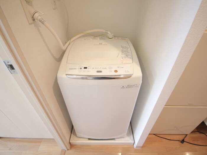 物件内観写真13　(洗濯機置場)