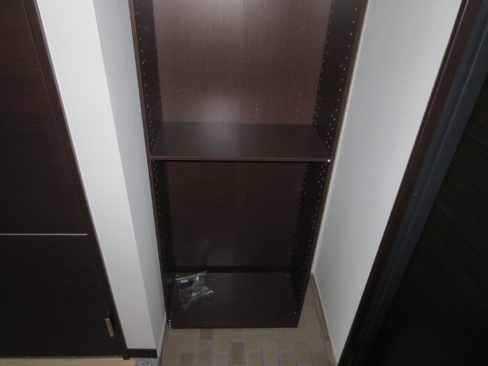 物件内観写真9　(靴箱)