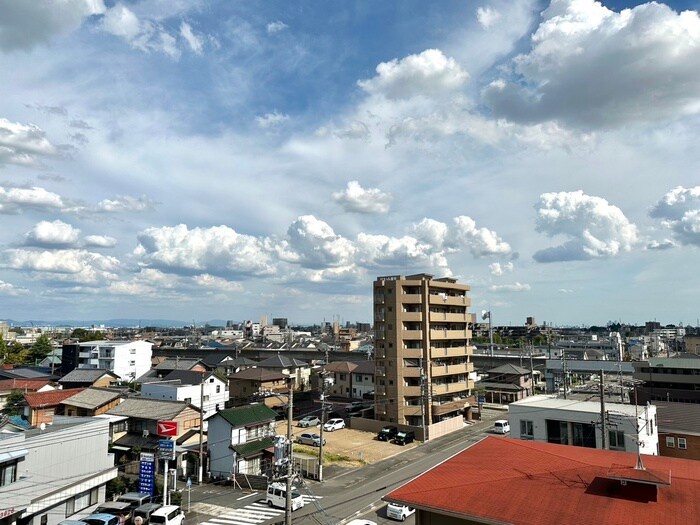 物件内観写真22　(室内からの展望)