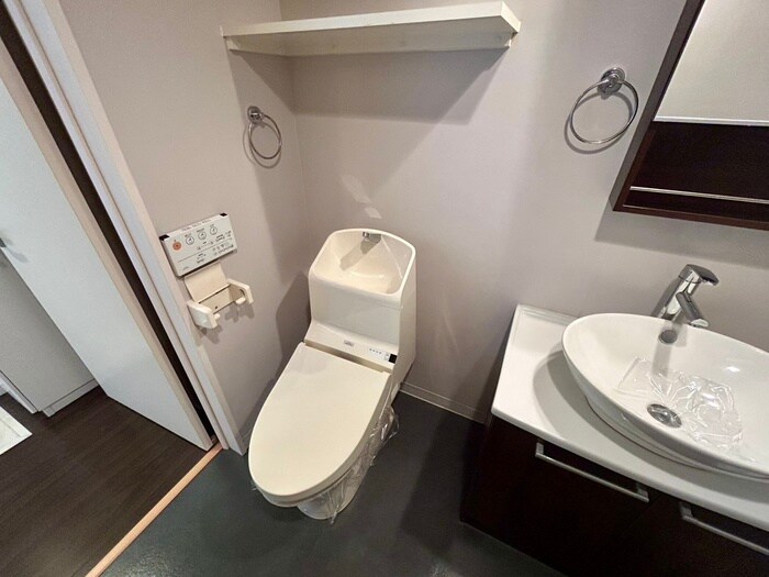 物件内観写真13　(トイレ)