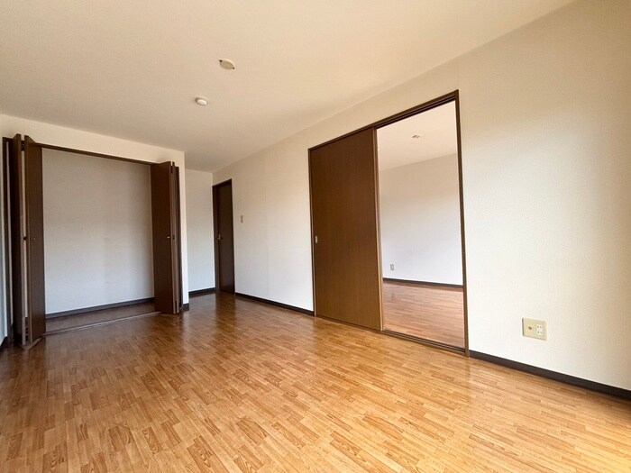 物件内観写真16　(収納)