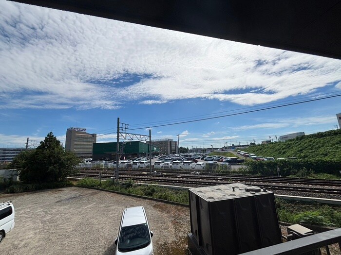 物件内観写真22　(室内からの展望)