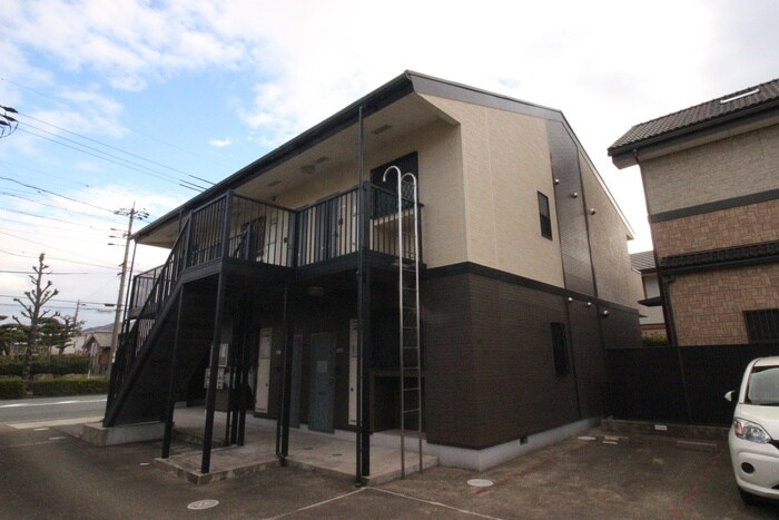 物件外観写真6　(外観写真)