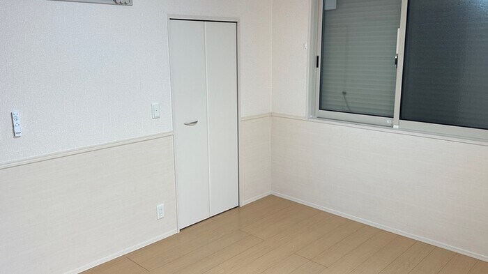 物件内観写真6　(居室)