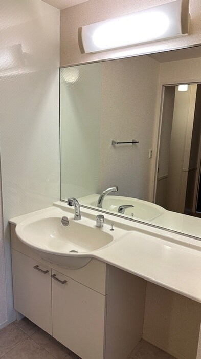 物件内観写真10　(洗面)