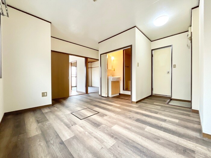 物件内観写真7　(居室)