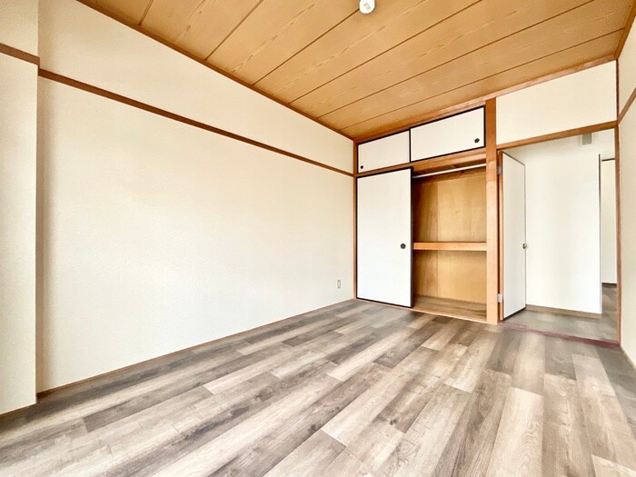 物件内観写真11　(収納)