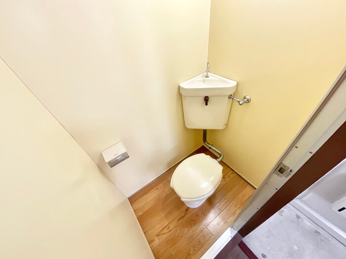 物件内観写真16　(トイレ)