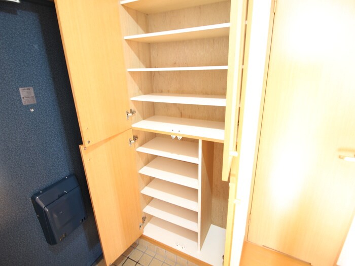 物件内観写真19　(靴箱)