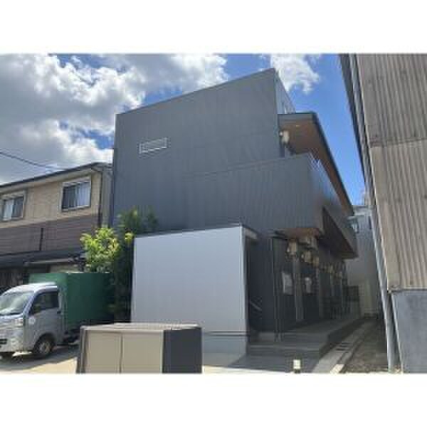 物件外観写真1　(外観写真)