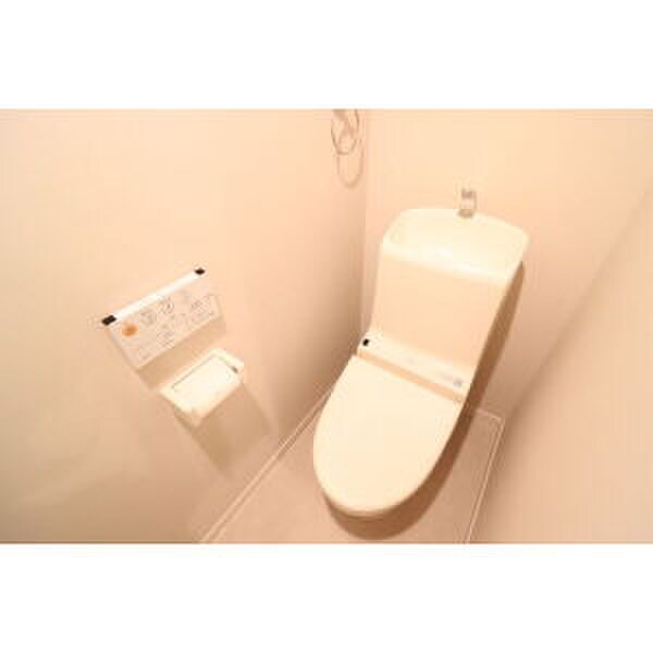 物件内観写真14　(トイレ)