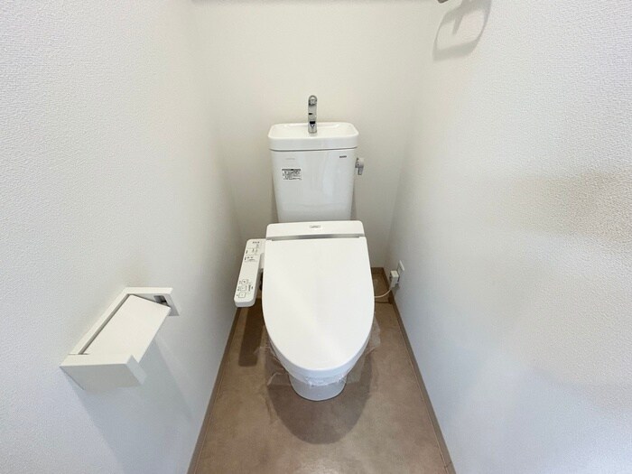 物件内観写真11　(トイレ)