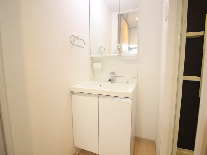 物件内観写真12　(洗面)