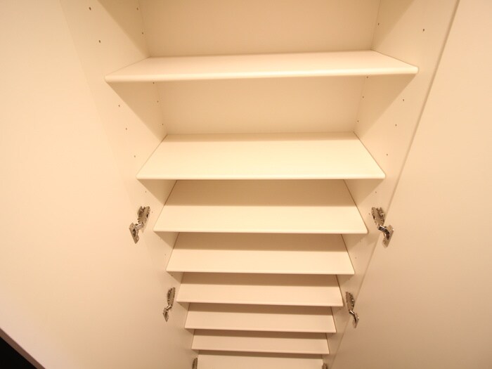 物件内観写真15　(靴箱)