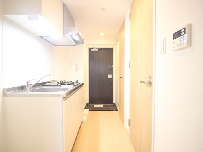 物件内観写真16　(廊下)