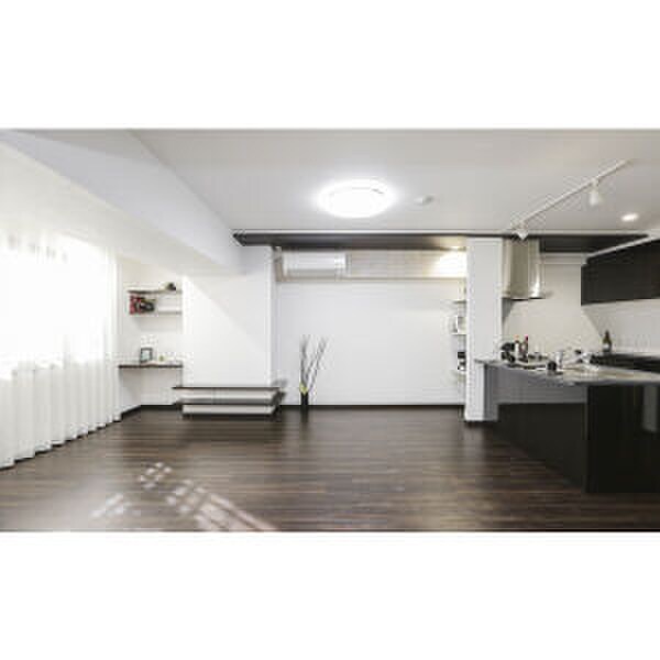 物件内観写真8　(居室)