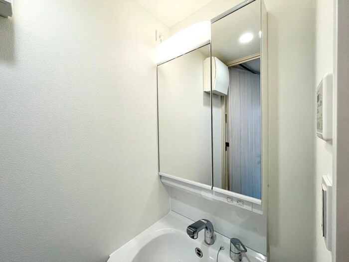 物件内観写真16　(洗面)