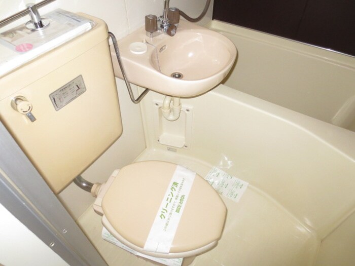 物件内観写真12　(トイレ)