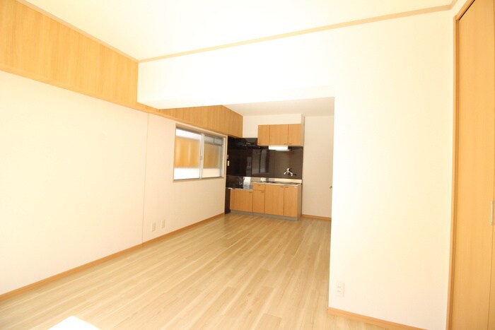 物件内観写真13　(居室)