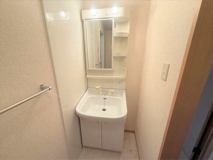 物件内観写真5　(洗面)