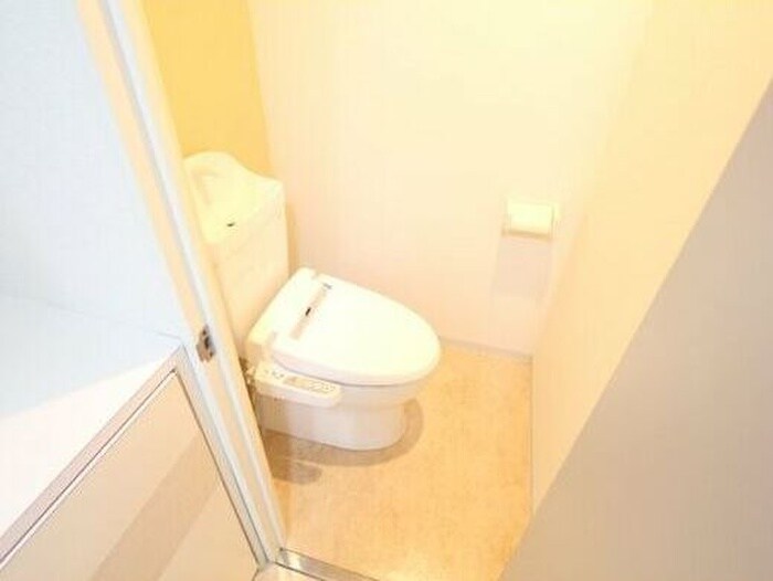 物件内観写真16　(トイレ)