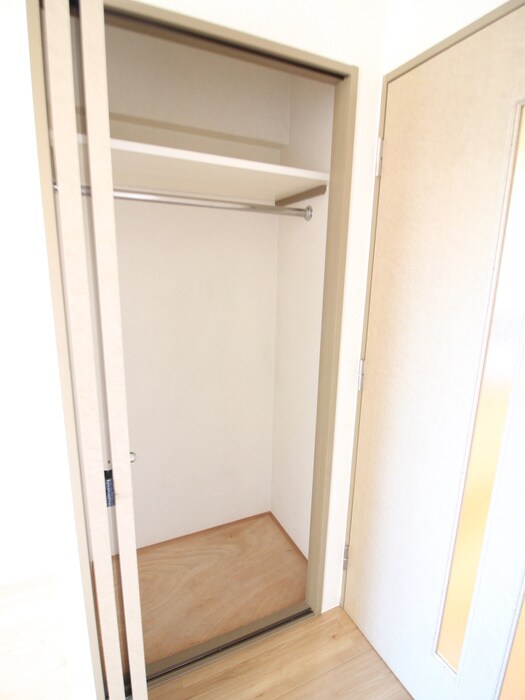 物件内観写真10　(収納)