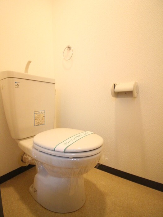 物件内観写真12　(トイレ)