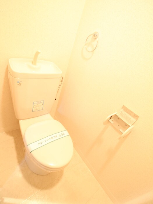 物件内観写真14　(トイレ)