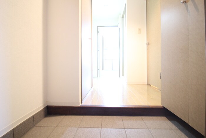 物件内観写真20　(玄関)