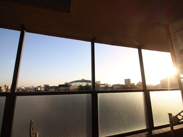 物件内観写真22　(室内からの展望)