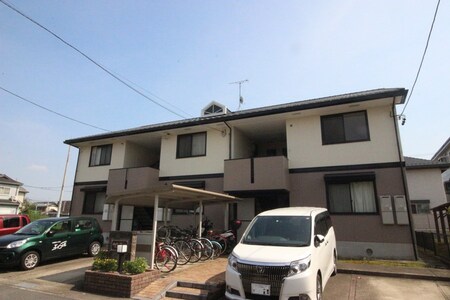 ヴィラ　エテルノ外観写真