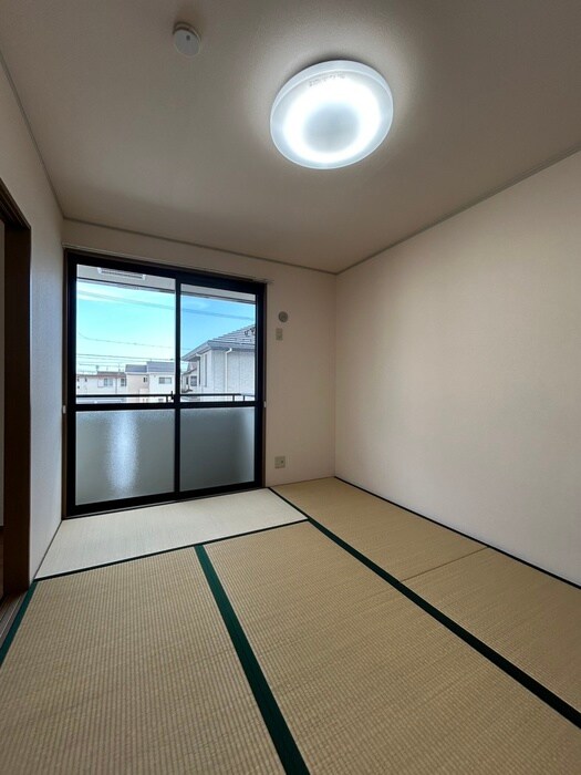 物件内観写真11　(居室)