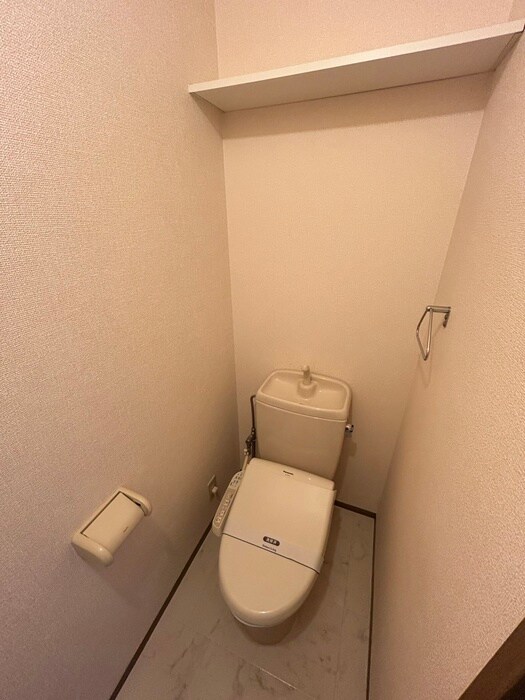 物件内観写真14　(トイレ)