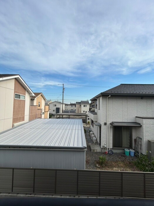 物件内観写真20　(室内からの展望)