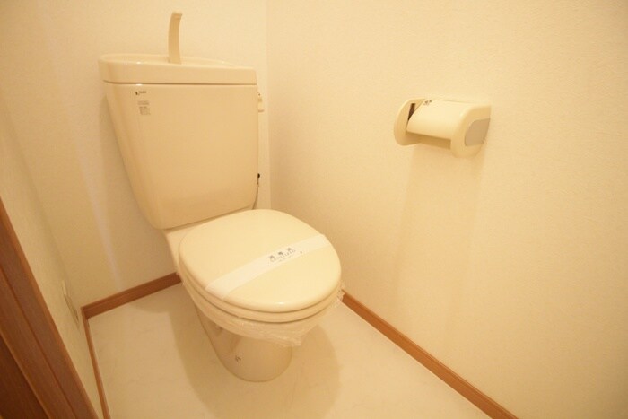 物件内観写真16　(トイレ)