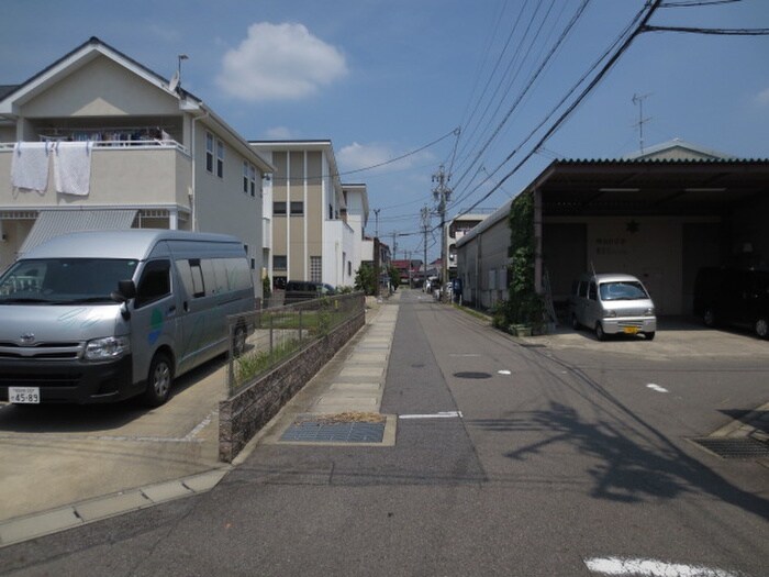 物件外観写真6　(周辺環境)