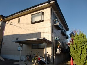 アムールプルミエA棟外観写真