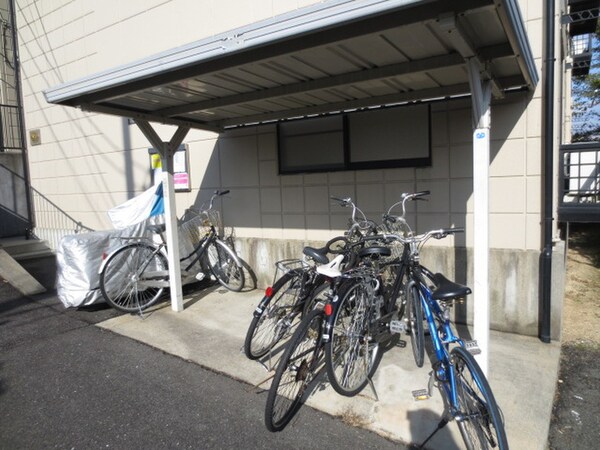 バイク置き場