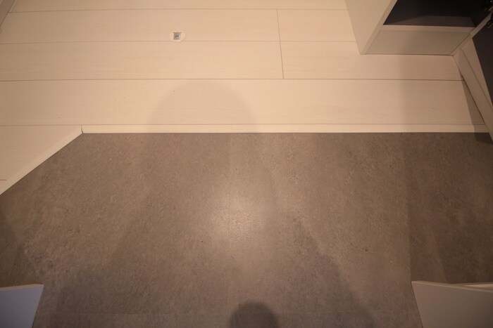 物件内観写真14　(玄関)