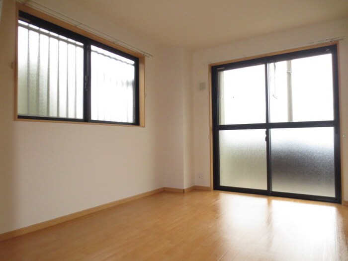 物件内観写真5　(居室)