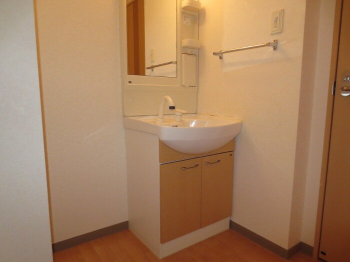 物件内観写真9　(洗面)