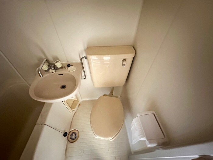 物件内観写真12　(トイレ)