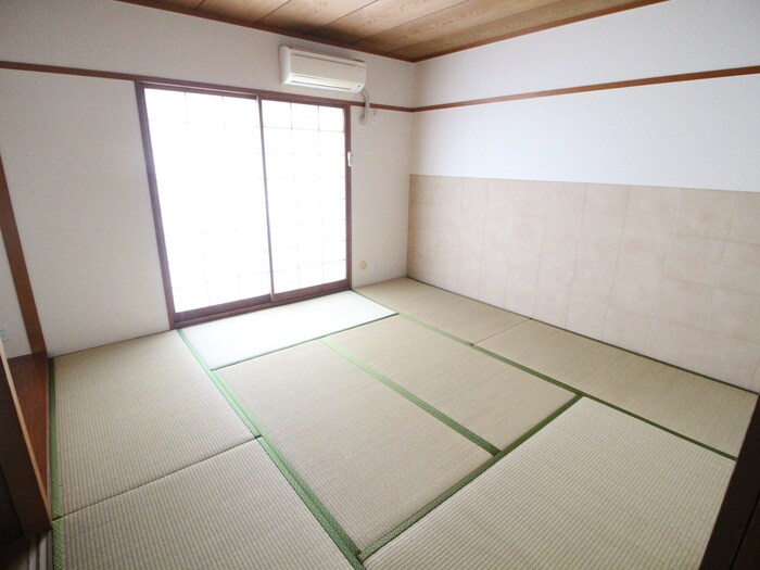 物件内観写真10　(居室)